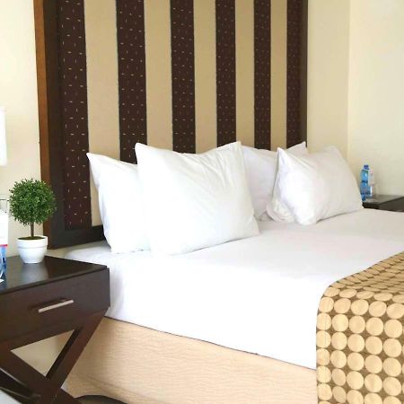 Hod Hasharon Luxury Apartment Herzelia Eksteriør bilde