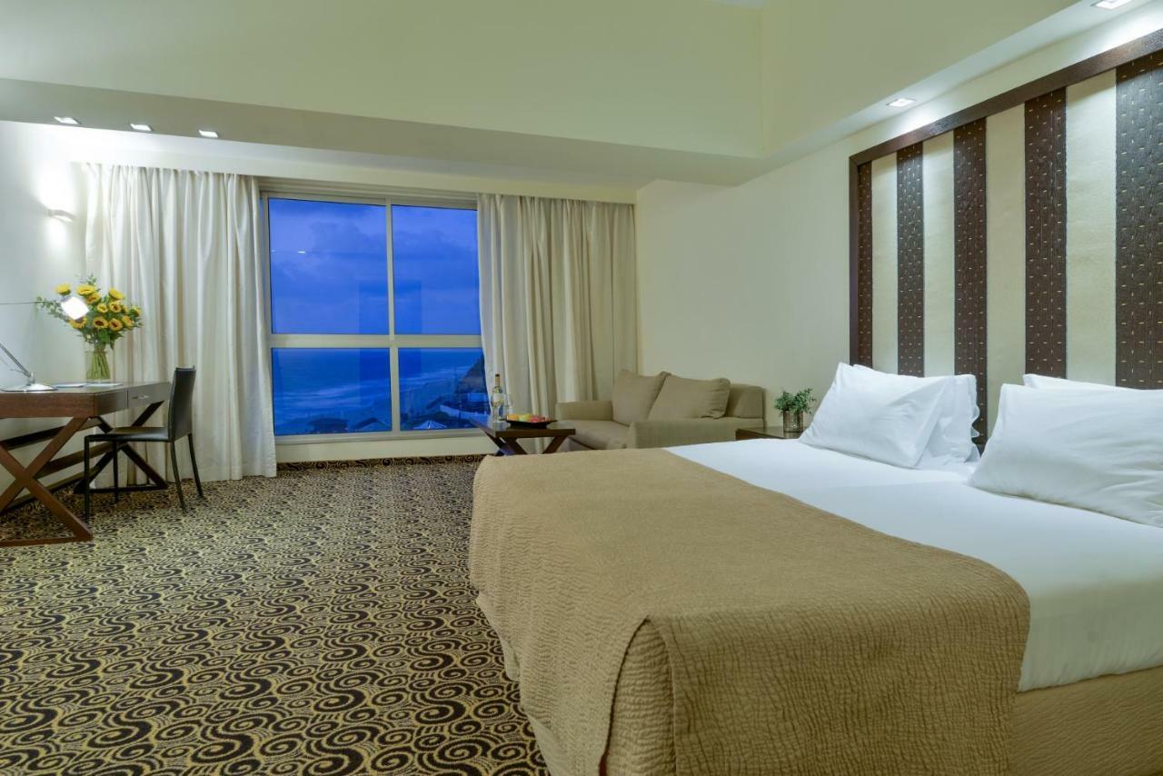 Hod Hasharon Luxury Apartment Herzelia Eksteriør bilde